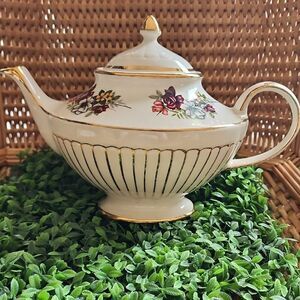 Aladdin Genie Style Gold Tone Accented Floral Teapot Made In England